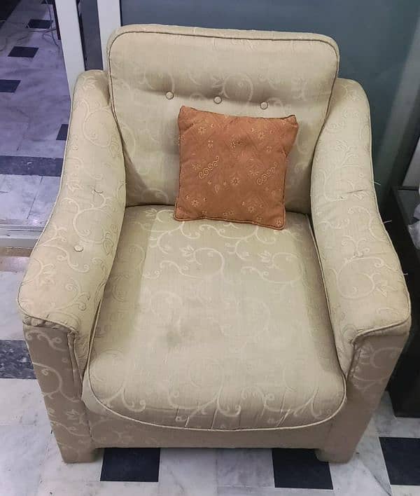 5 seater sofa USED 6