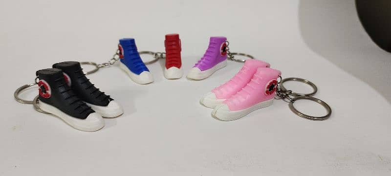 Converse and other Shoe keychains 11