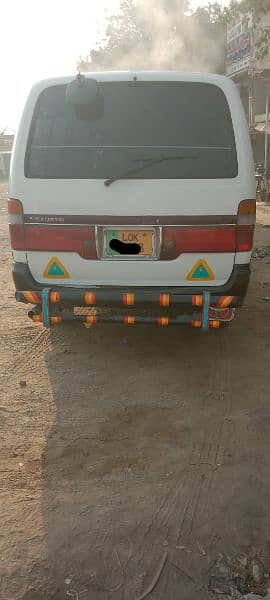 TOYOTA HIACE 1992 MODAL . CONTECT ONLY SERIOUS PERSON 03124320025 2