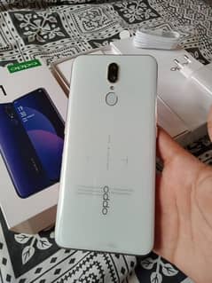 oppo f11 8gb256gb for sale with box charger handsfree