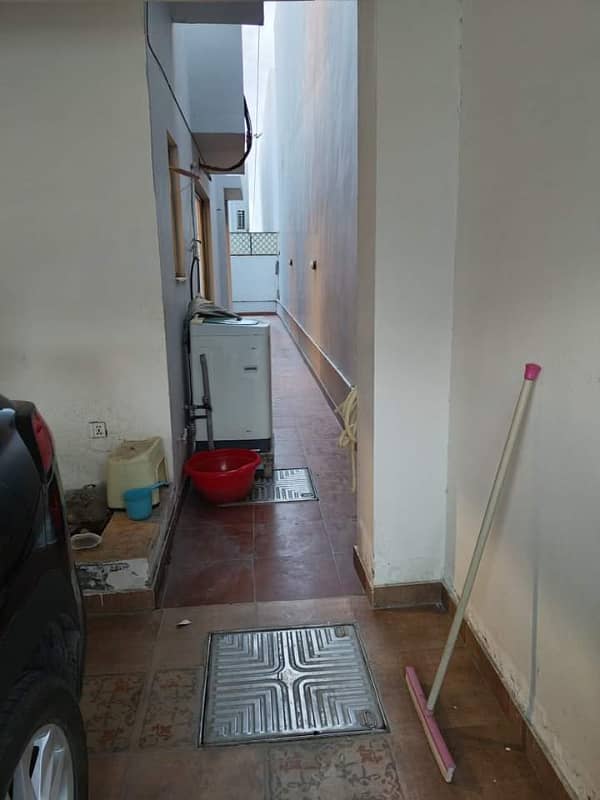 Lower porch available for rent in Shalimar colony 3