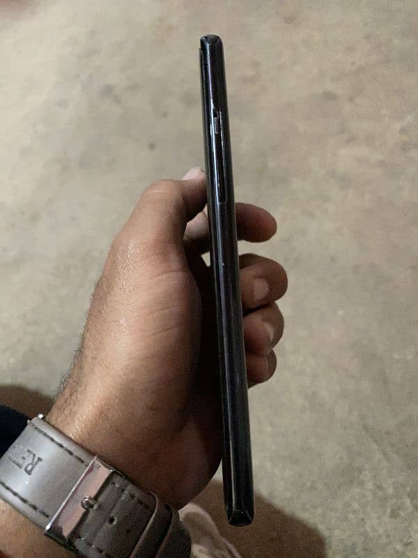 One plus 8 RAM 8GB ROM 128 Demand 48000 2