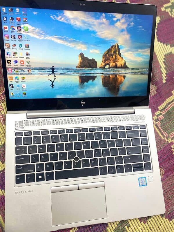 Elitebook G5 840 Core i7 8th generation 256gb SSD 4