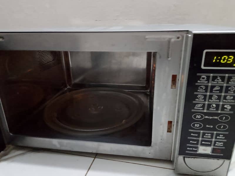 Pel 2 in 1 grill microwave oven steel body 30 liter 2 days warranty 1