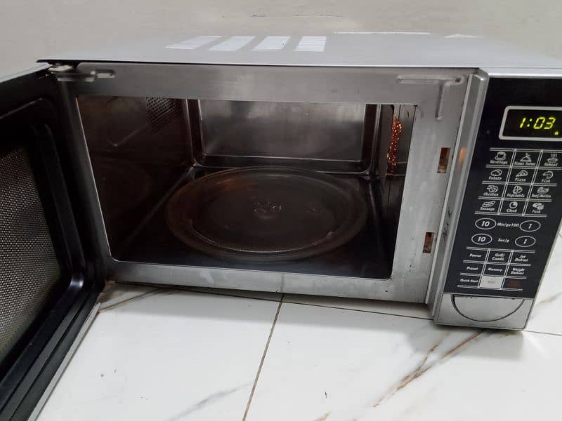 Pel 2 in 1 grill microwave oven steel body 30 liter 2 days warranty 4