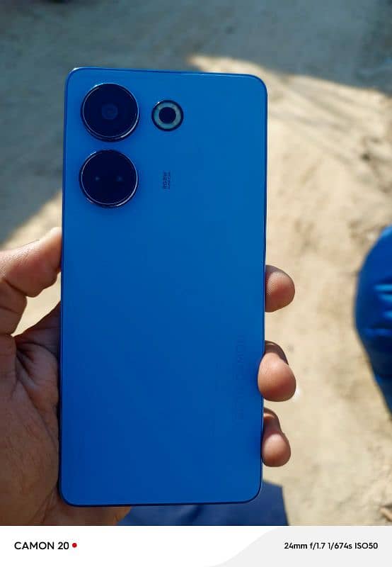 Tecno Camon 20 Pro 0