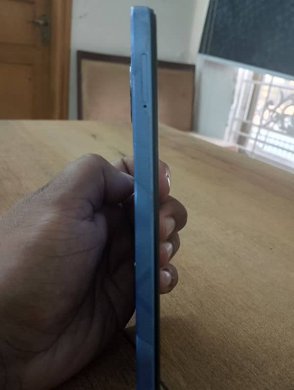 vivo y02t new condition ha box and charger be ha 4