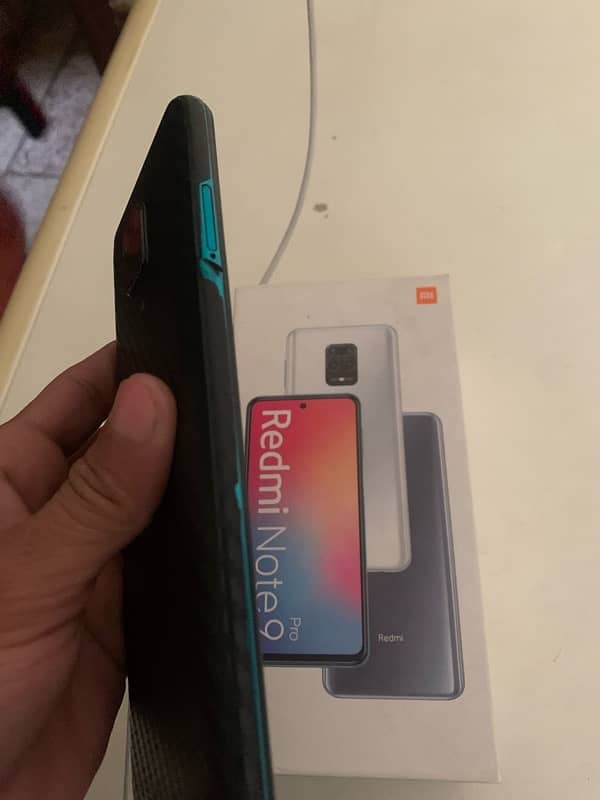 redmi note 9 pro with all accessories 4