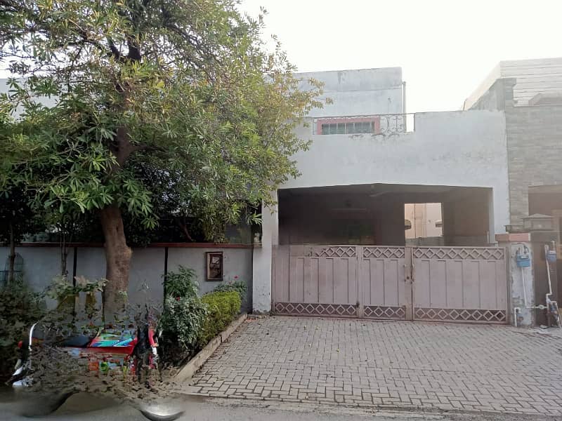 10 Marla 4 Bedrooms House Fully Tiled For Rent Sector-B Askari-10 Lahore 0