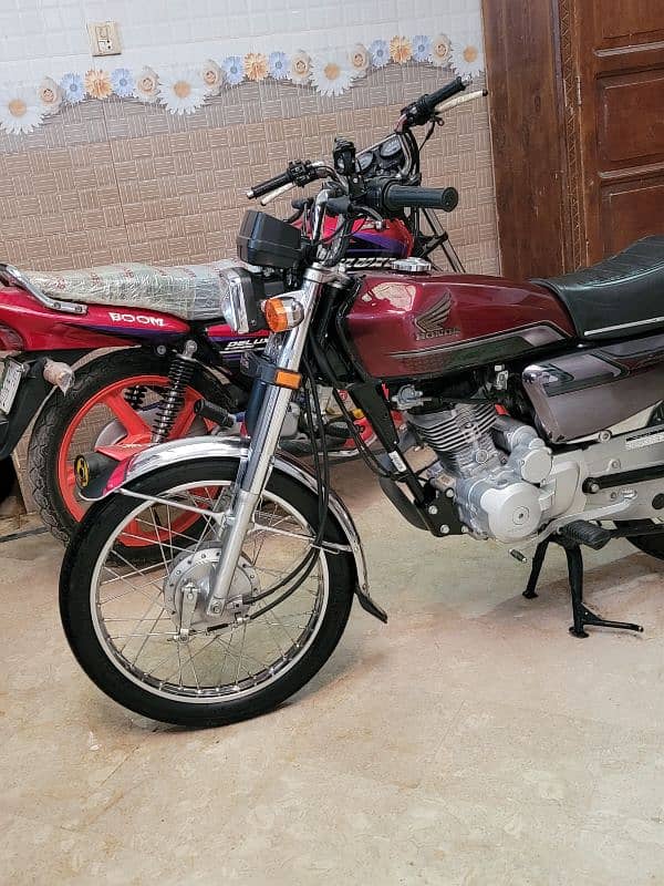 honda 125 special edition 3