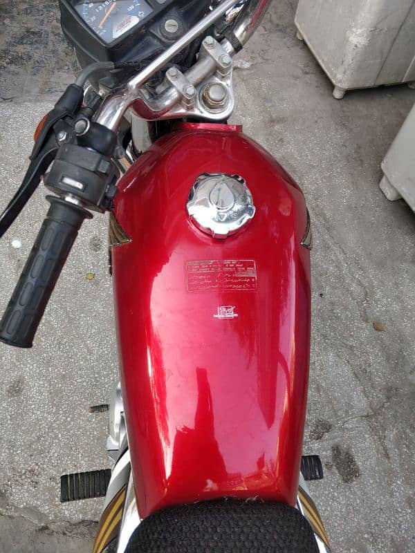 Honda 125 Total genuine on my name 1