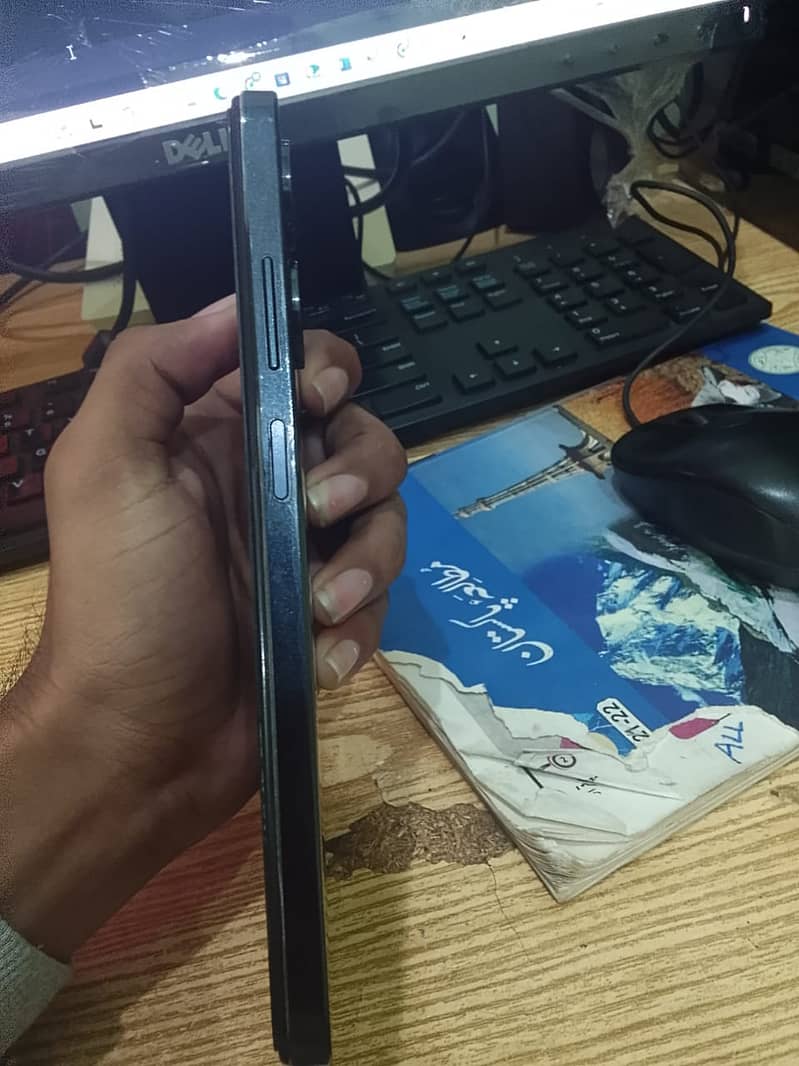 Infinix hot 30 play 4/64 gb all ok 3