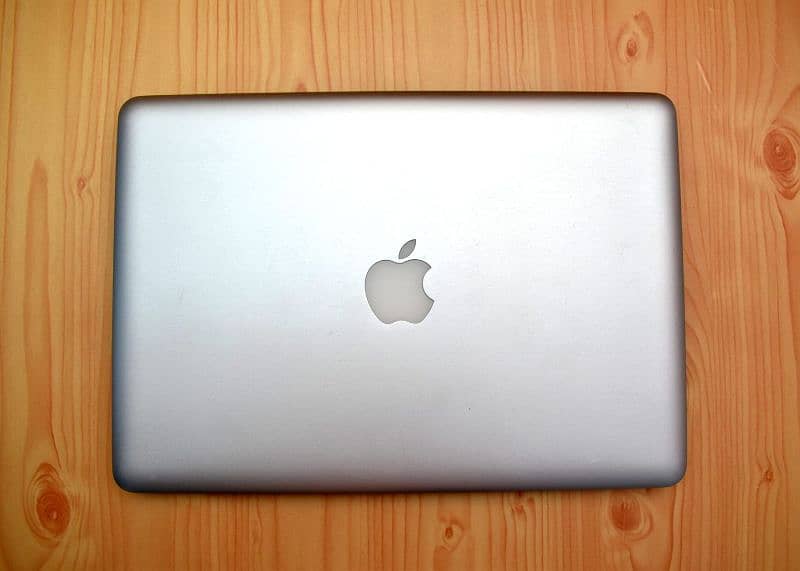 APPLE MACBOOK PRO 2012 MAOS AND WINDOWS 10 SUPORT|WHATSAPP 03215984936 3