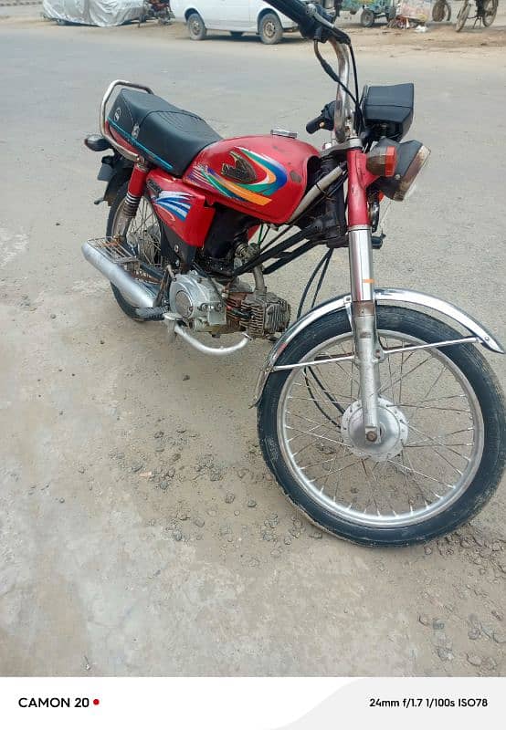 United 100cc 6