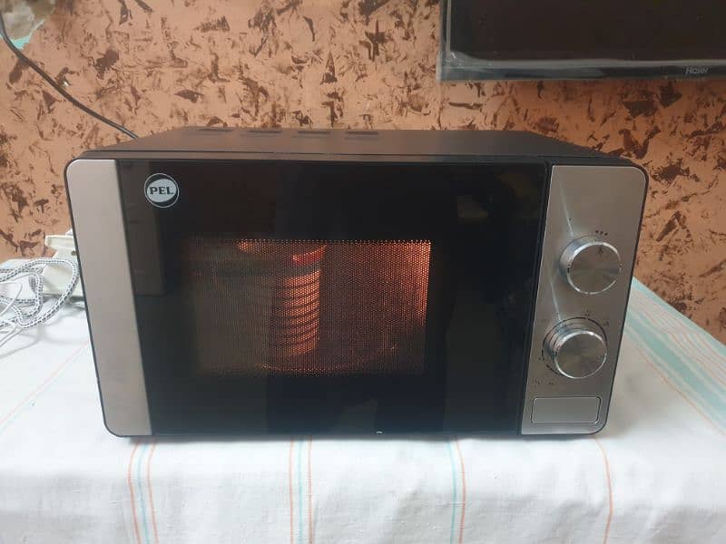 PEL Microwave oven 0