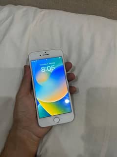 iphone 8 (  64 gb  PTA approve ) with box