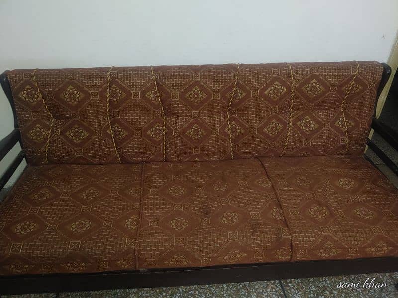 5 seater wooden  sofa 0