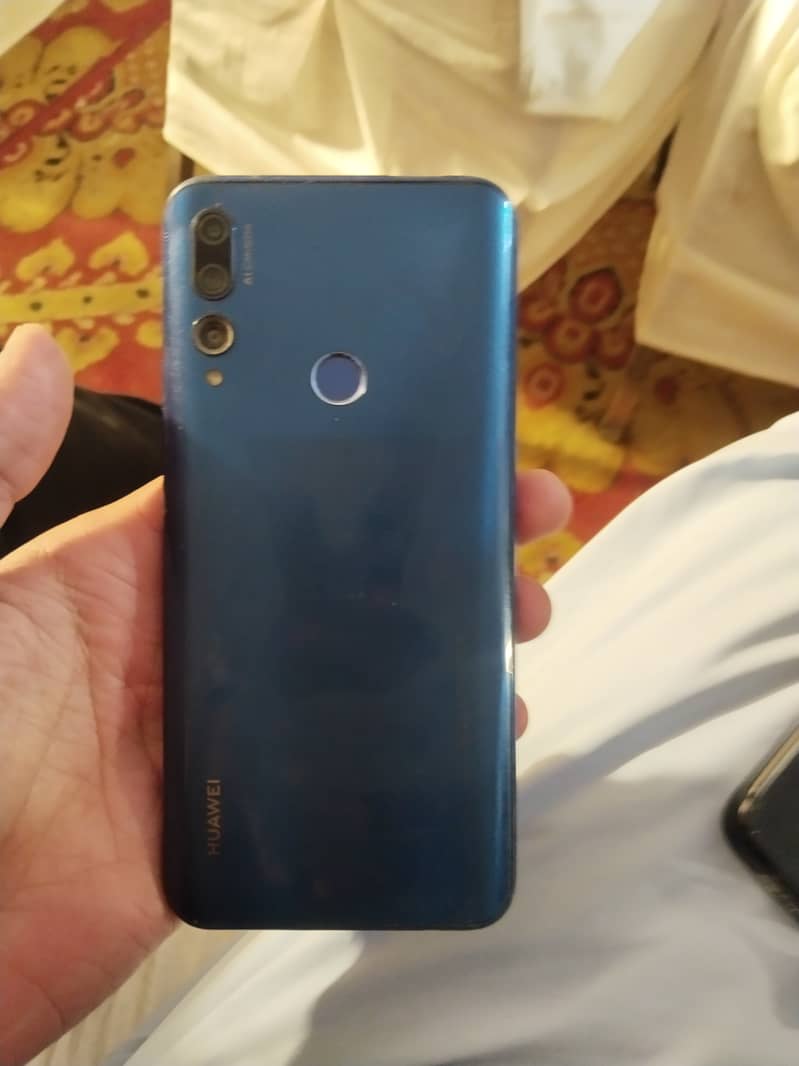 Huawei Y9 prime 2019 4/128 . In best condition. 1