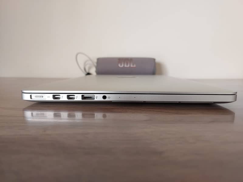 Macbook Pro 2015 Silver 5