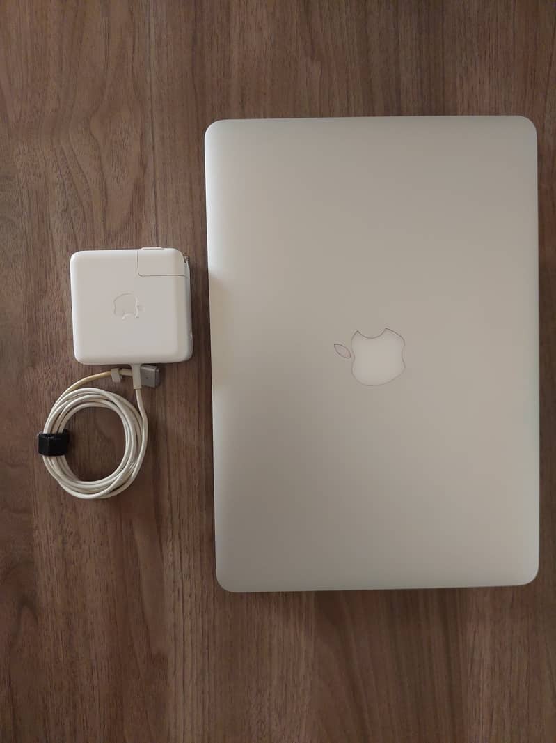 Macbook Pro 2015 Silver 9