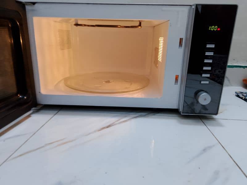 Dawlance microwave oven 2 in 1 grill cooking microwave oven 3