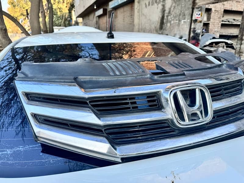 honda city Front grill 1