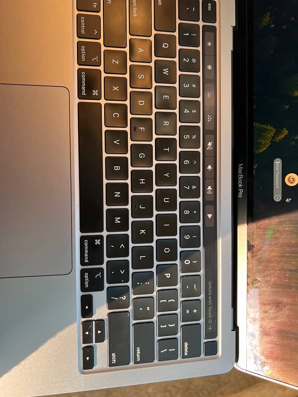 Macbook M1 pro 2020 2