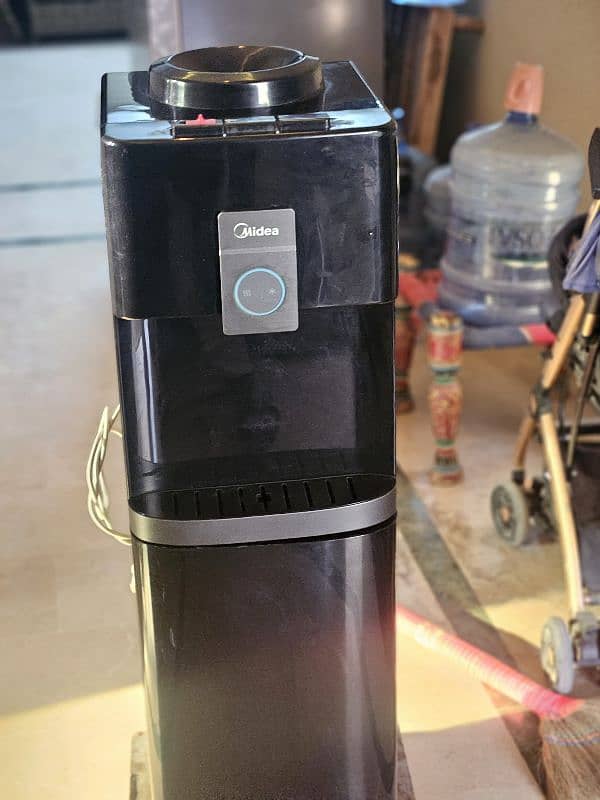 MIDEA WATER DISPENSER 2