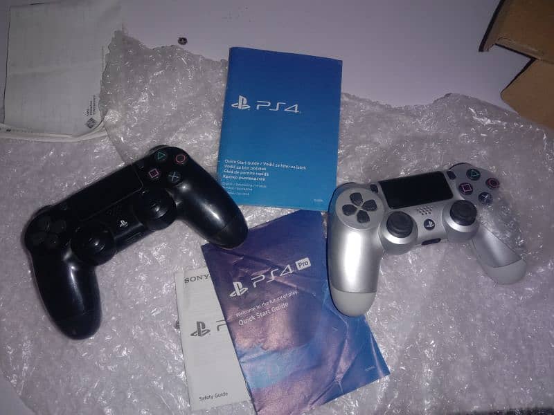 PS4 pro 3