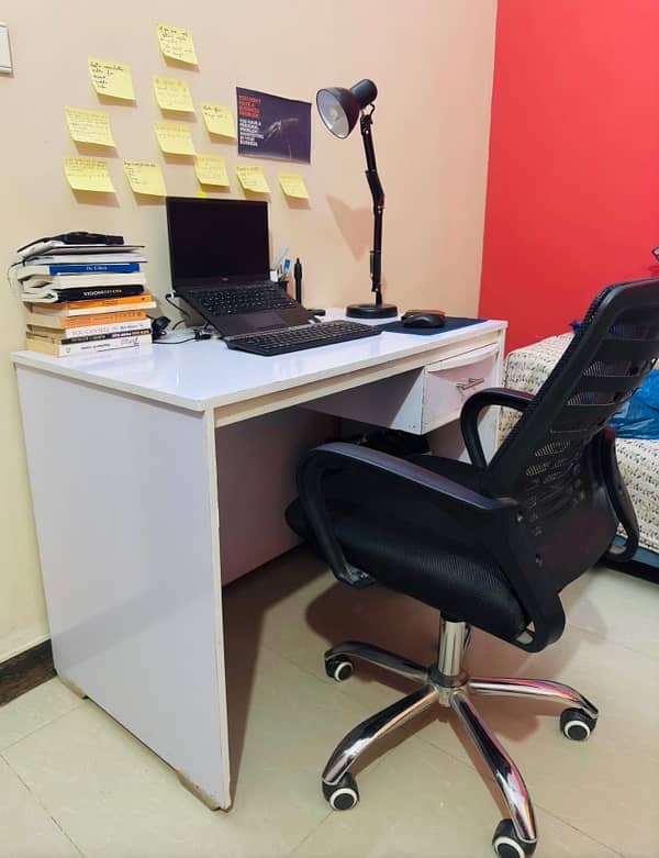 Office table and chair set for sale 1