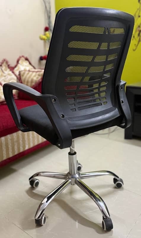 Office table and chair set for sale 4