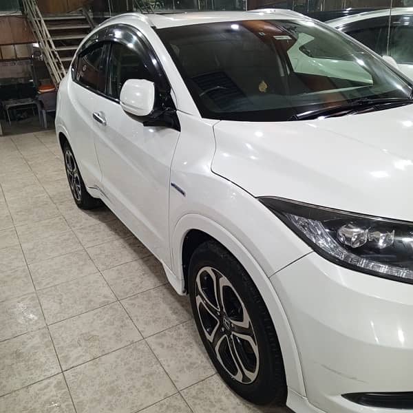 Honda Vezel 2015 3