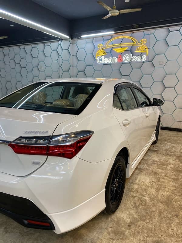 Toyota Corolla GLI 2020 10