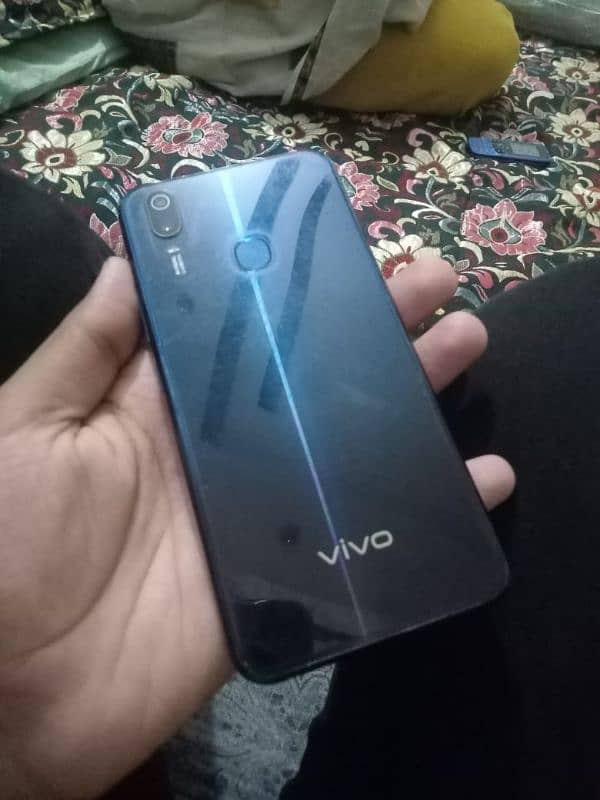 vivo y11 32gb 9/10 condition total original 2