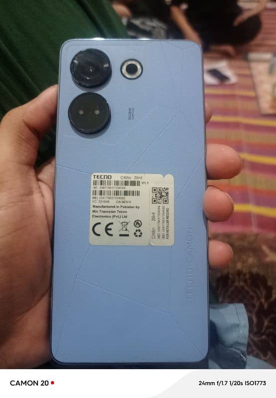 selling Techno Camon 20 5