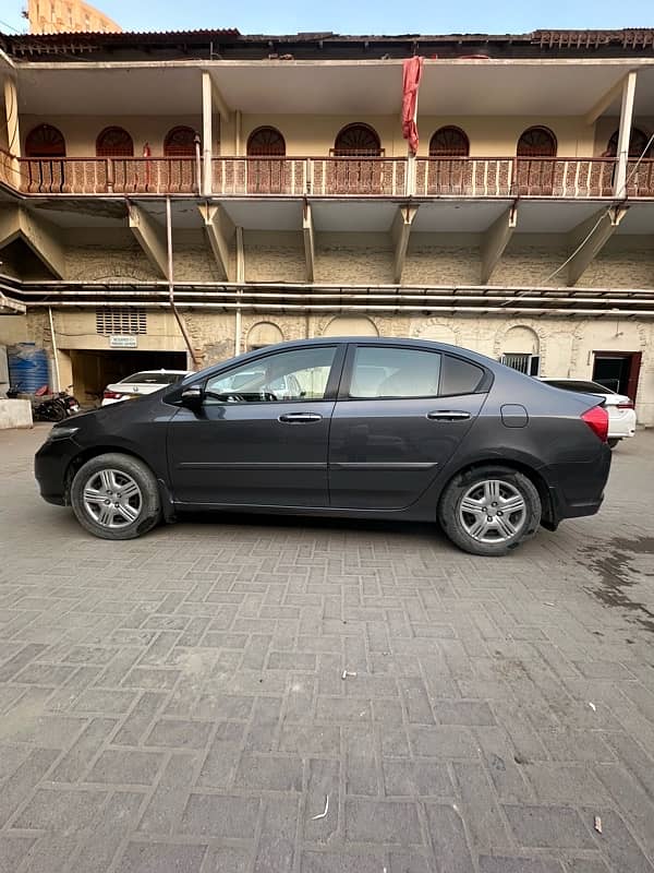 Honda City IVTEC 2020 - Manual for sale in Clifton 9