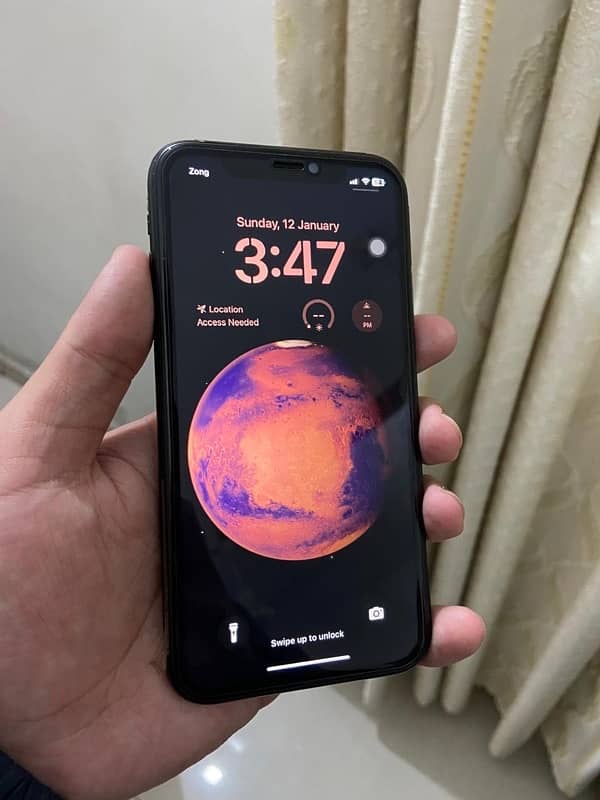 I PHONE XR (128 GB) 1