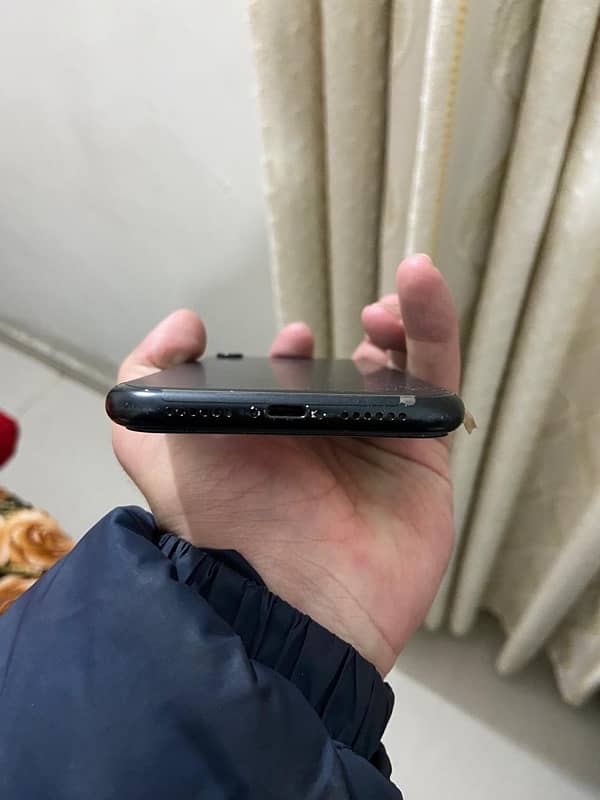 I PHONE XR (128 GB) 5