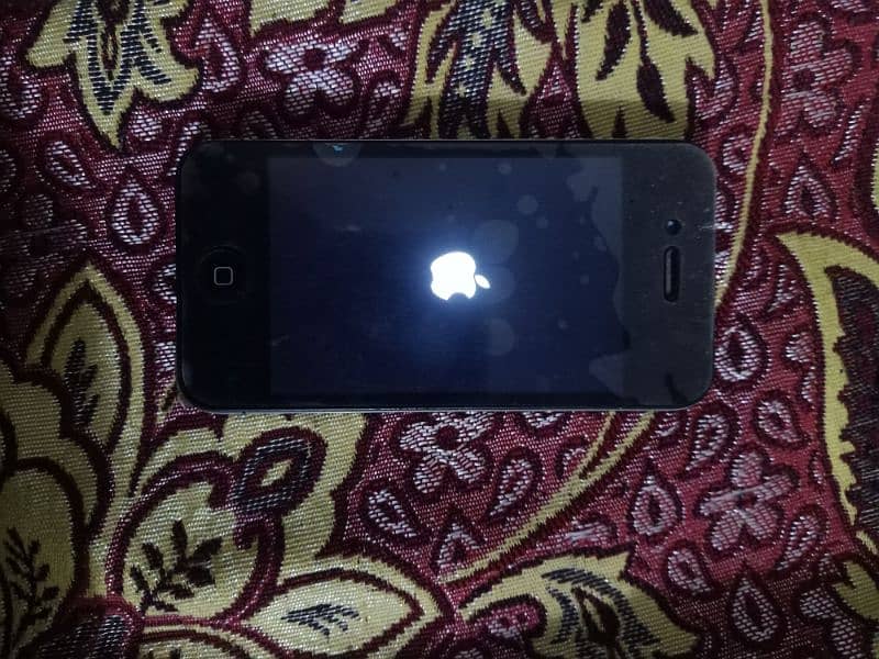 i Phone 4 generation urgent sale 2