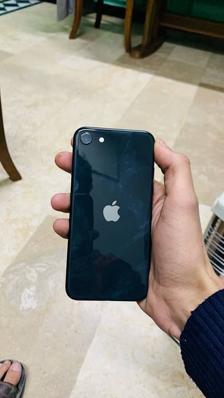 iPhone SE 2020 128 gbpta approved 4