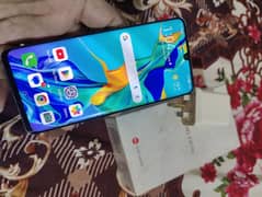 P30pro. 8gb 256gb Dual sim. very minor Glass break. pta official