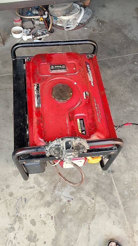 PowerMac R2200D 2 KVA Generator 5