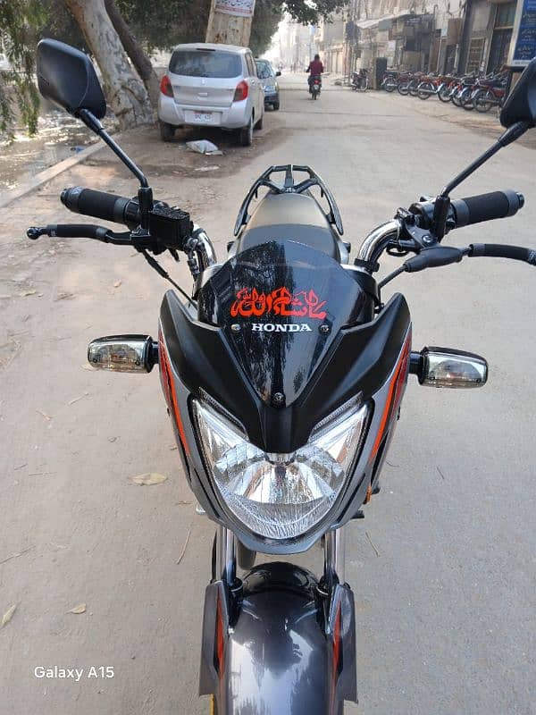 Honda CB150F excellent condition 4