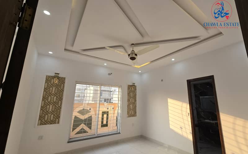 Brand New 5 Marla House On Installments, Booking: 16 Lacs Only. 2