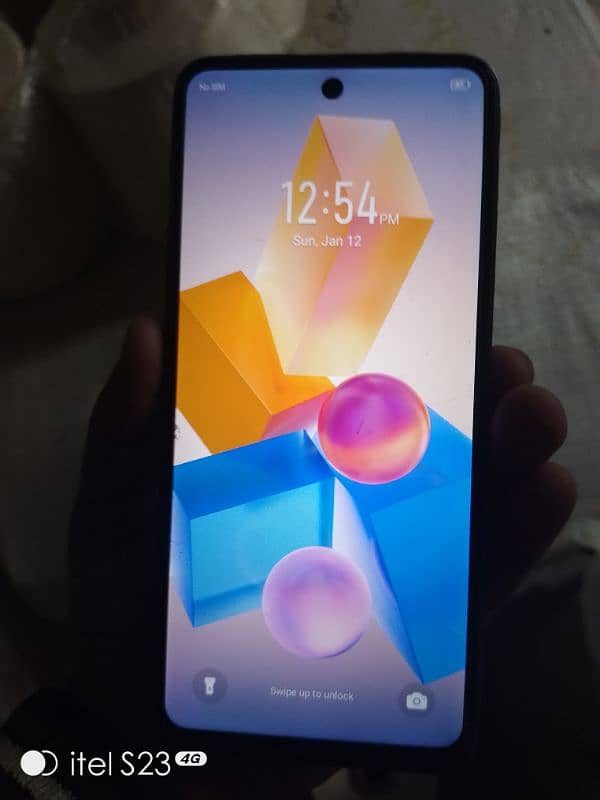 Infinix hot 40i 8/256 1