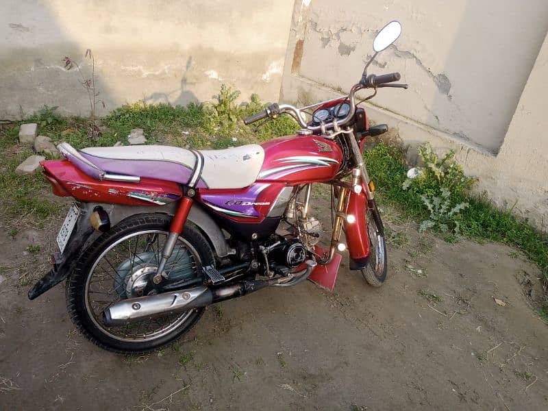 Honda CD 70 dream 0