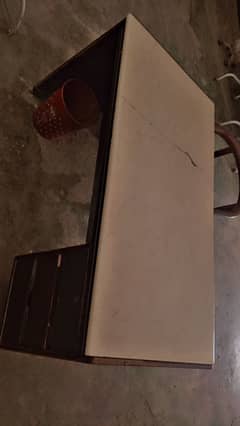 doctor table used condition