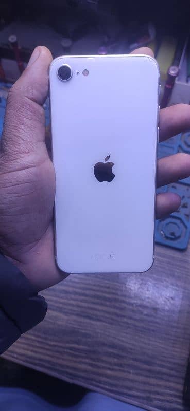 Iphone SE 2020 128 GB Fu/Non PTA/ Exchange or Sell 1