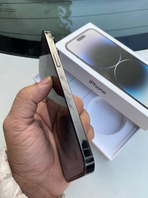 Iphone 14 pro max 512gb with box Non PTA 4