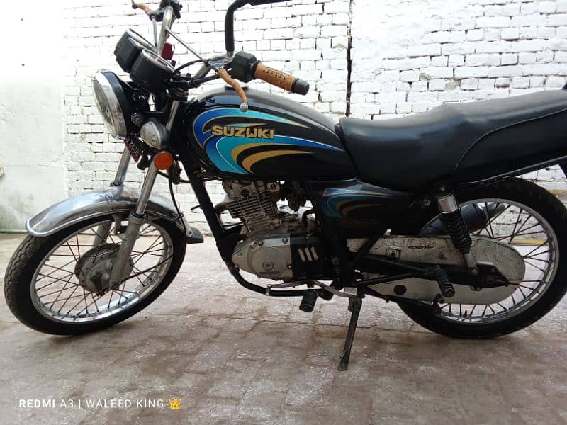 Suzuki 125 2005 modal ha 1